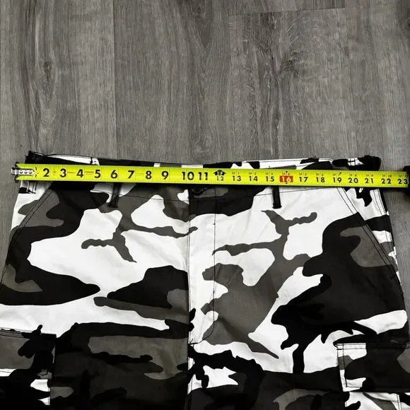 Rothco BDU Camo Long Shorts Men's Size 39 to 43 Adjustable Cargo RN 37572 - Picture 5 of 7